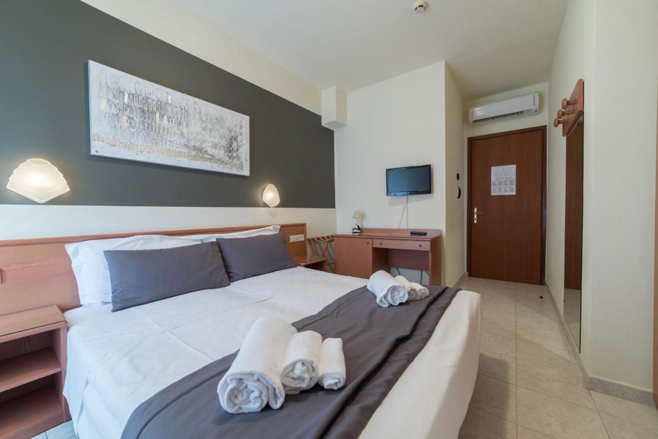 Hotel Airone Bibione Buitenkant foto